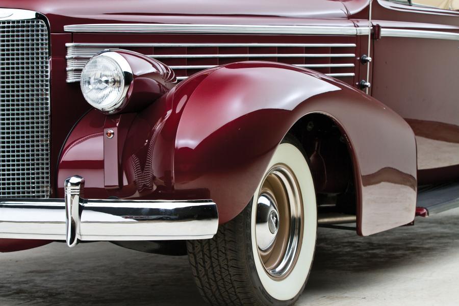 Детали экстерьера LaSalle Custom Convertible Coupe (38-5067) 1938 года  (фото 11 из 20)